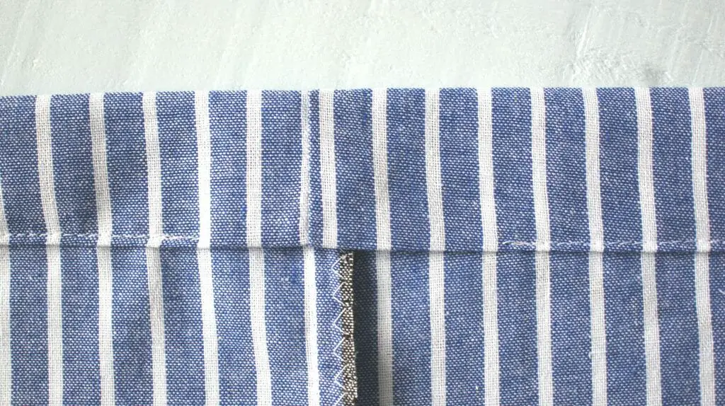 Gap in hem seam