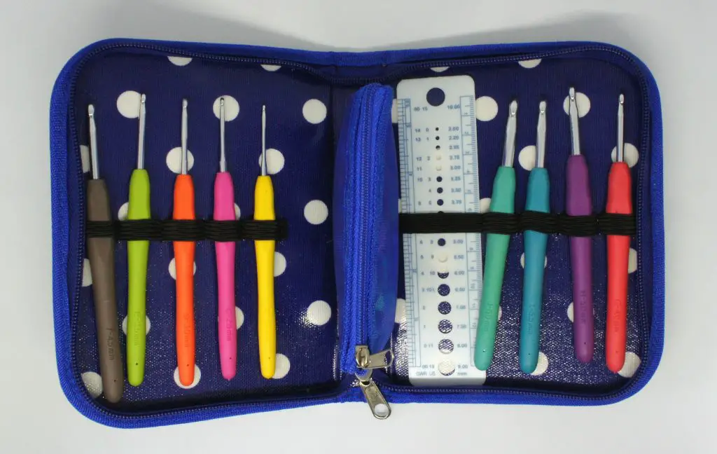 ergonomic crochet hooks set