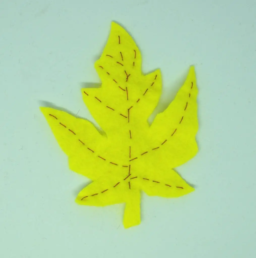 Completed Fall leaf (yellow)