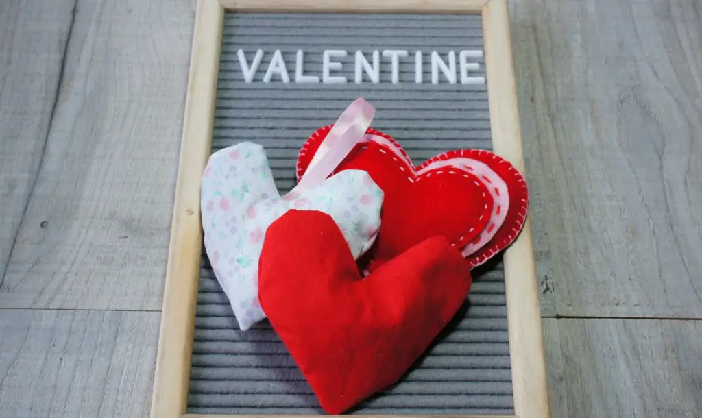 Valentine's Day Gifts - lavender bag hearts