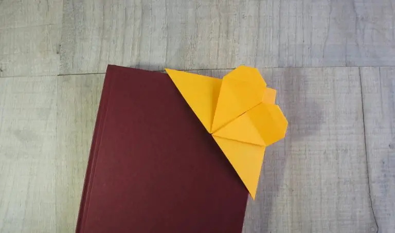How to Make an Origami Heart Corner Bookmark