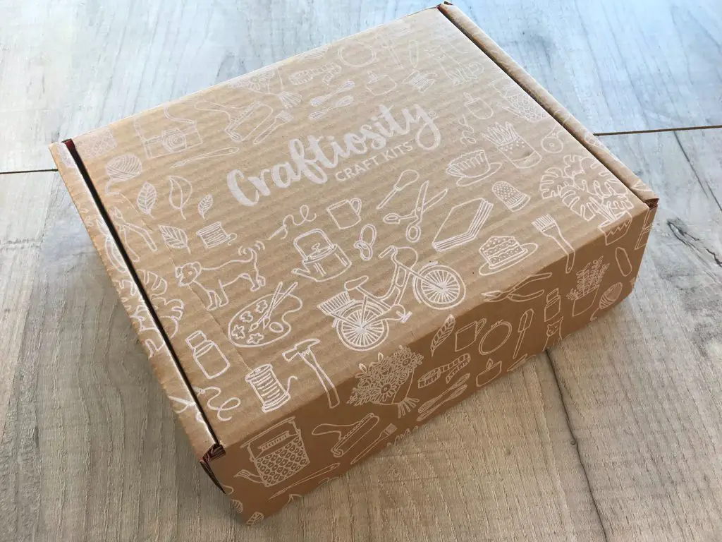 CrCraftiosity Craft Subscription box