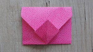How to Make a Cute Origami Envelope with no Tape or Glue