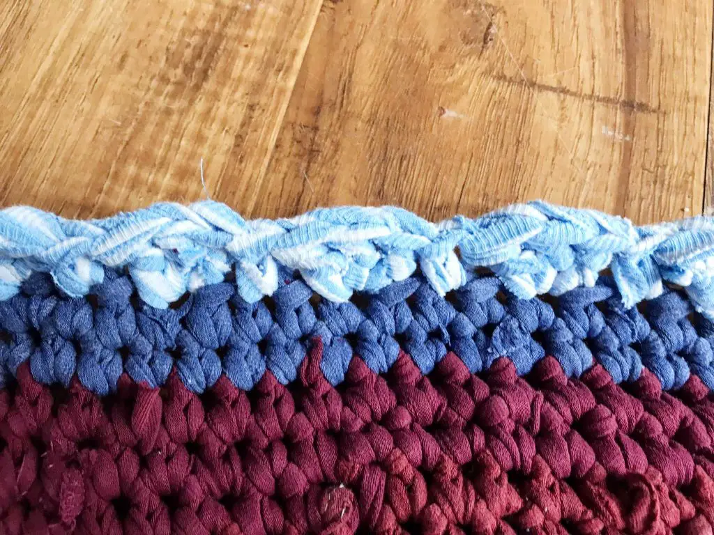 crochet rug border close up