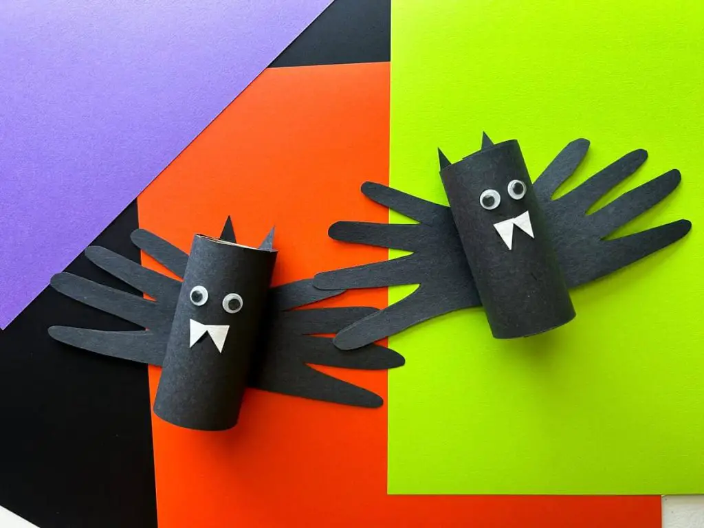 Bat-Toilet-Paper-Roll-Craft-Idea