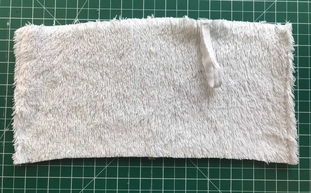 edges of toweling rectangle sewn