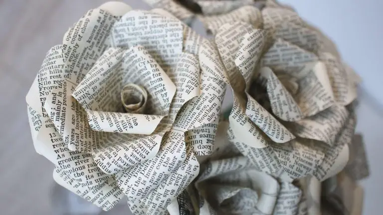 Gorgeous Book Page Roses – Surprisingly Easy to Make