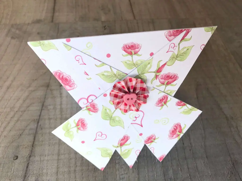 completed pink DIY greetings card