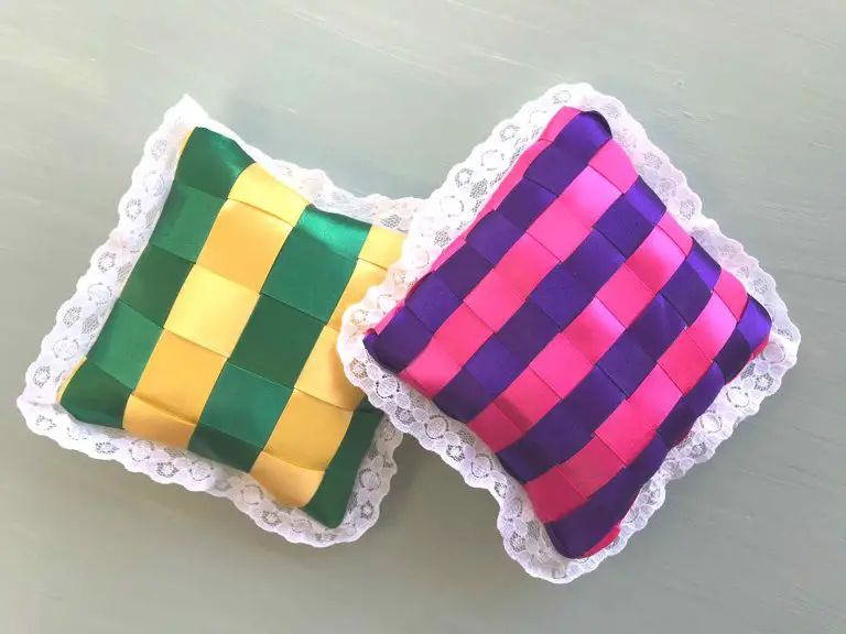 Ribbon Weaving Lavender Sachets – Easy DIY Make