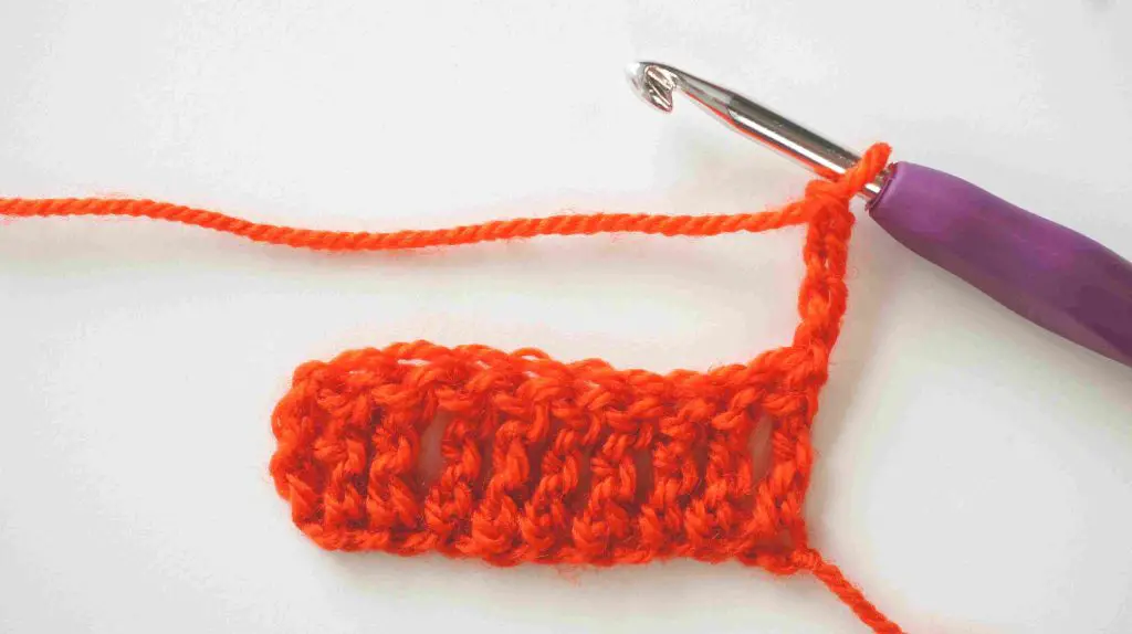 second row of double treble crochet stitch