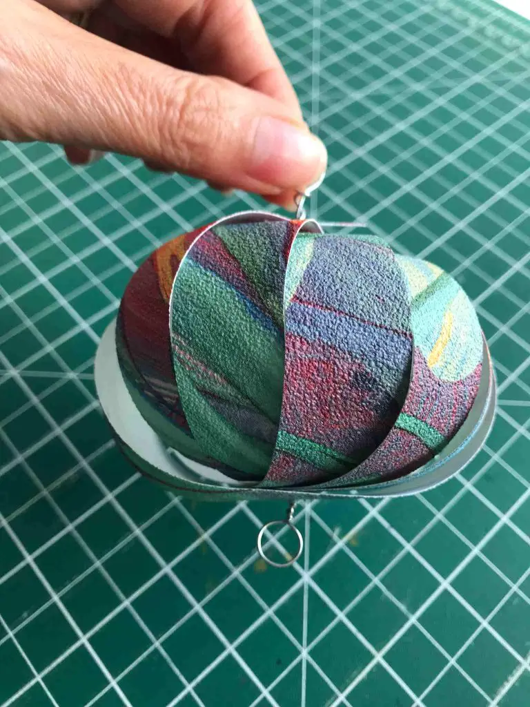 completed paper bauble