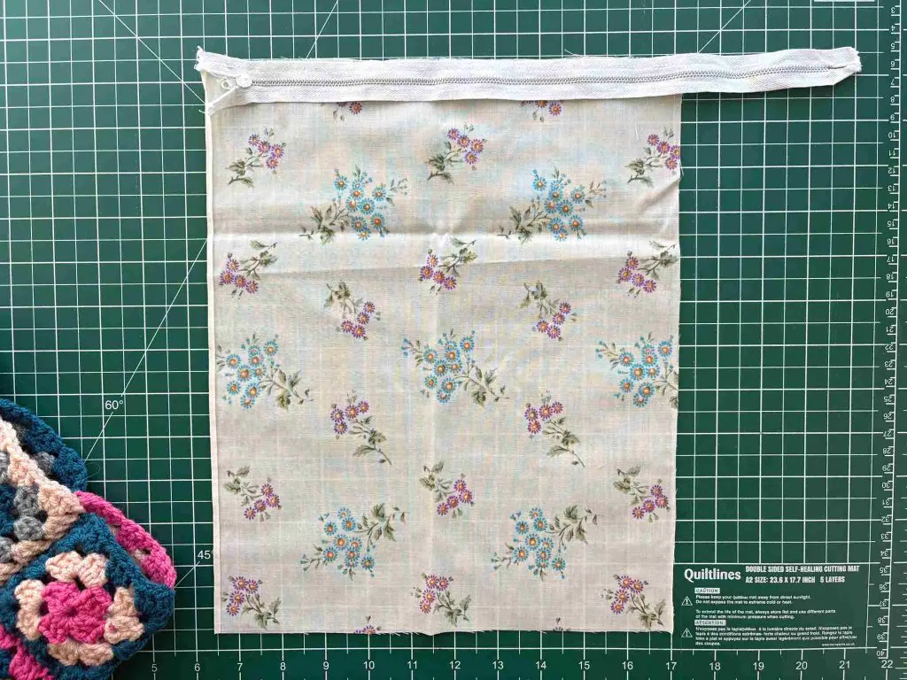 zip on fabric first seam